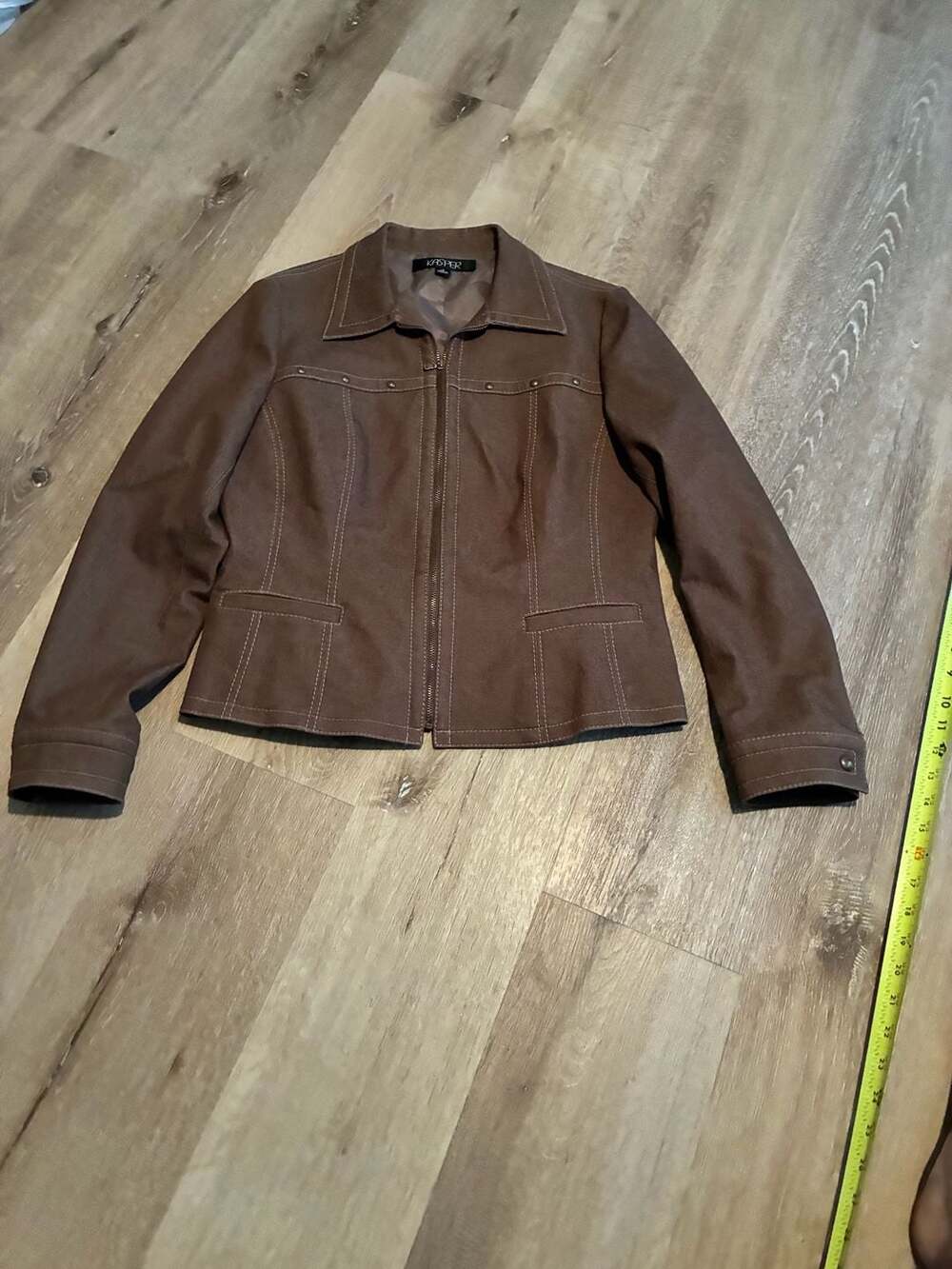 Kasper Brown Front Zipper Contrast Overstitching Studded Jacket Size 10